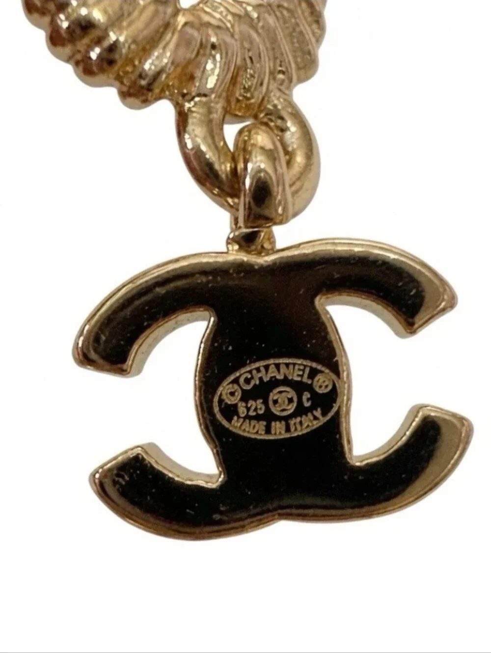 CHANEL Gold Seahorse Pearl Dangle Earrings